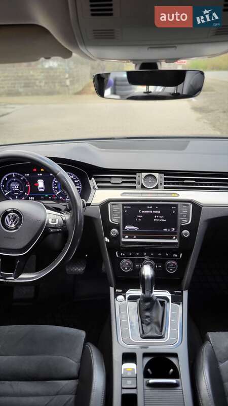 Универсал Volkswagen Passat 2016 в Коломые