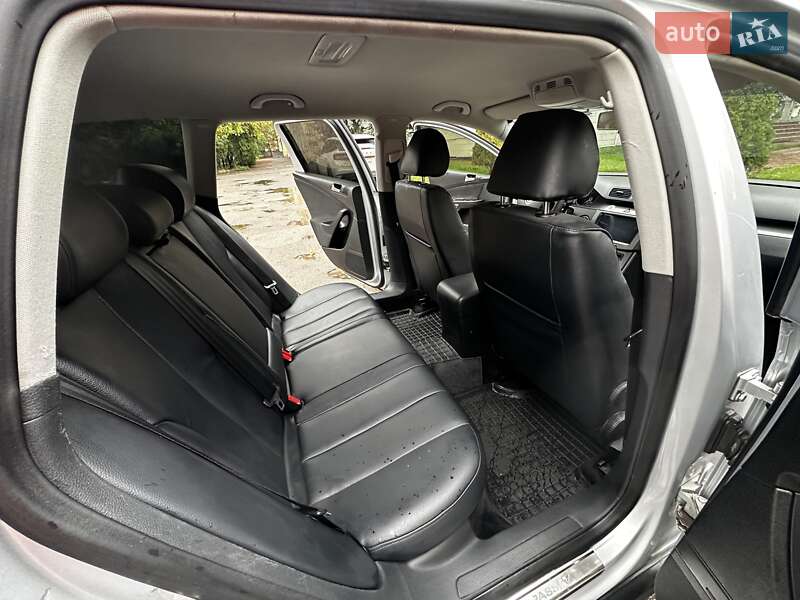 Универсал Volkswagen Passat 2010 в Киеве фото 30 Универсал Volkswagen Passat 2010 в Киеве