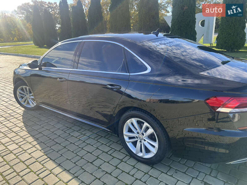 Седан Volkswagen Passat 2021 в Одессе