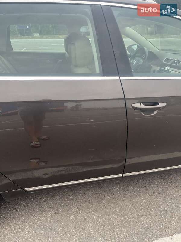 Универсал Volkswagen Passat 2012 в Запорожье