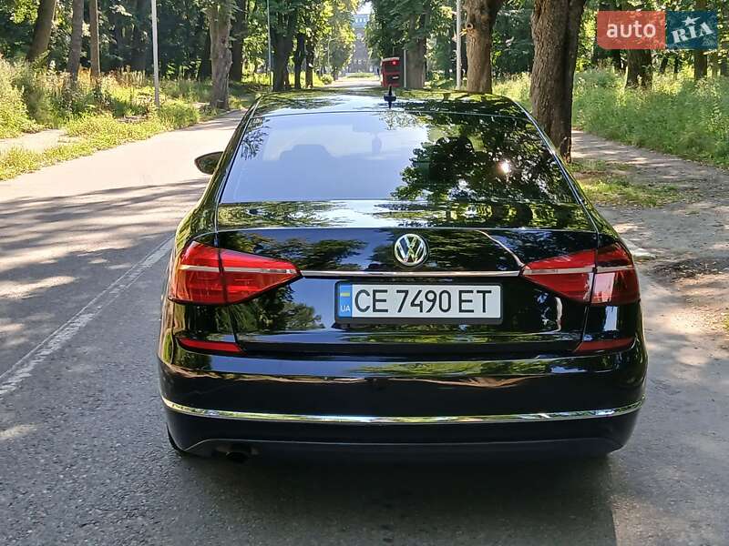 Седан Volkswagen Passat 2016 в Чернівцях