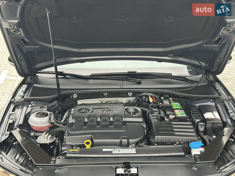 Универсал Volkswagen Passat 2018 в Дубно фото 53 Универсал Volkswagen Passat 2018 в Дубно