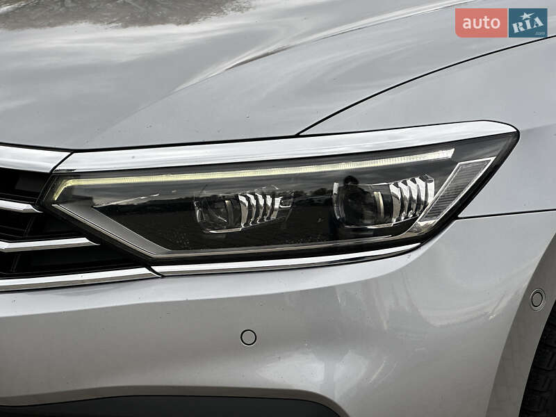 Универсал Volkswagen Passat 2021 в Луцке фото 9 Универсал Volkswagen Passat 2021 в Луцке