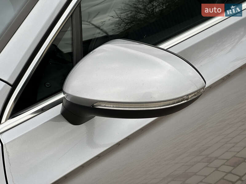 Универсал Volkswagen Passat 2021 в Луцке фото 14 Универсал Volkswagen Passat 2021 в Луцке