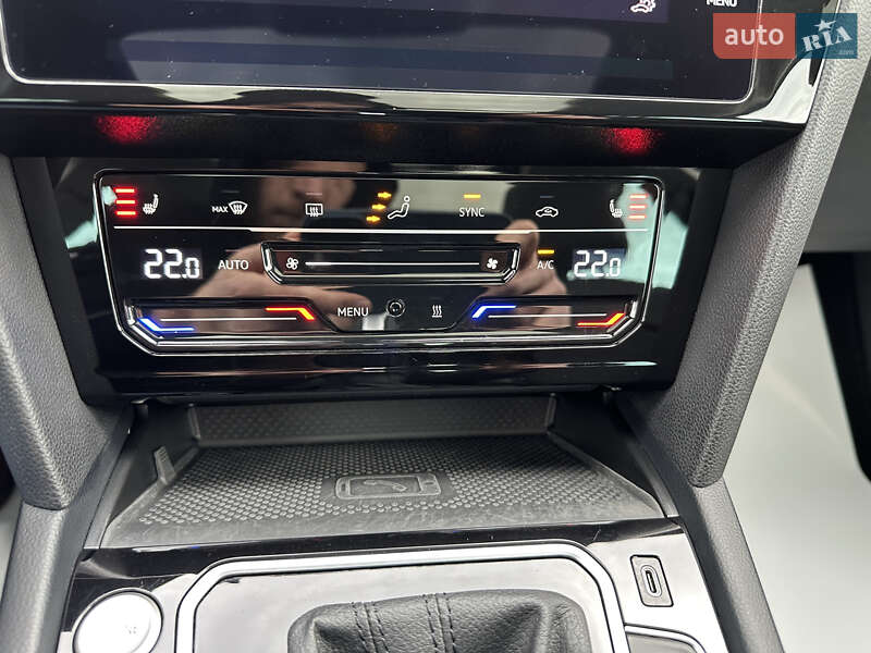 Универсал Volkswagen Passat 2021 в Луцке фото 82 Универсал Volkswagen Passat 2021 в Луцке