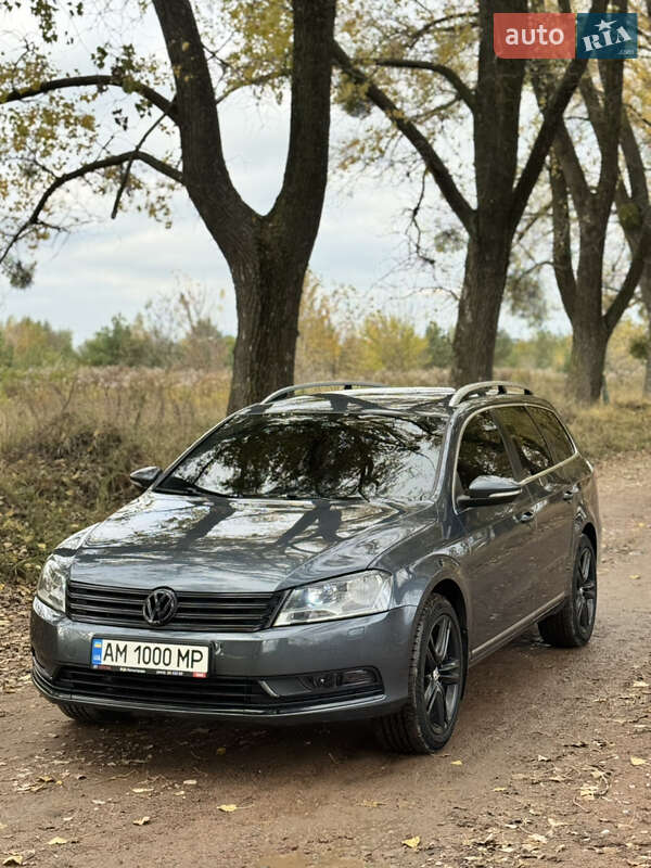 Универсал Volkswagen Passat 2013 в Житомире фото 7 Универсал Volkswagen Passat 2013 в Житомире