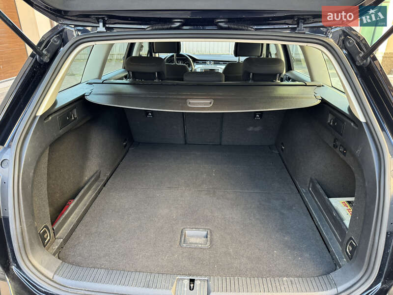 Універсал Volkswagen Passat 2015 в Луцьку