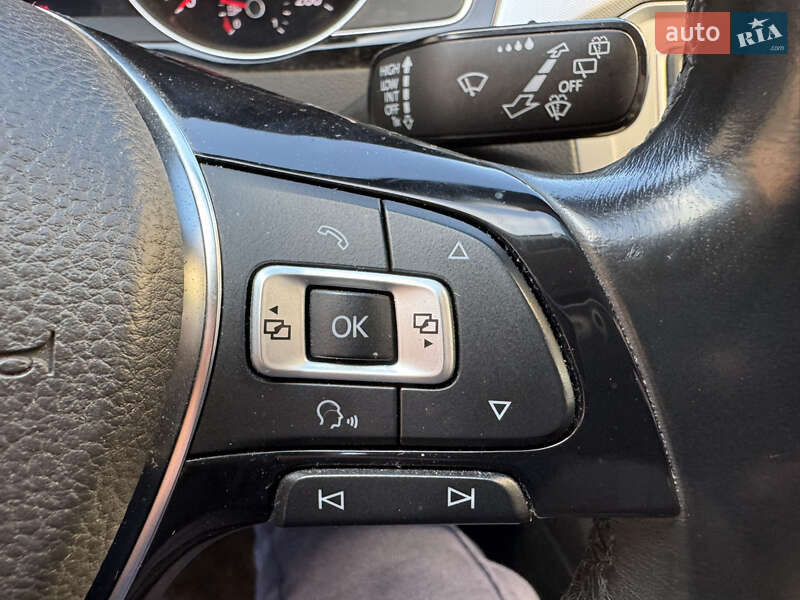 Універсал Volkswagen Passat 2015 в Луцьку