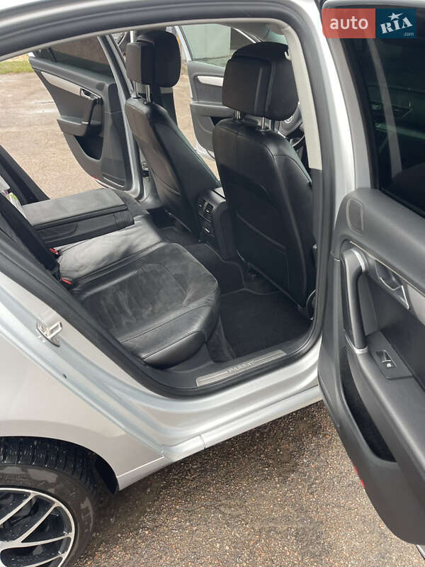 Седан Volkswagen Passat 2012 в Коростене