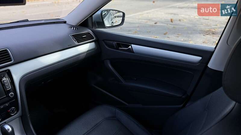 Седан Volkswagen Passat 2012 в Белой Церкви