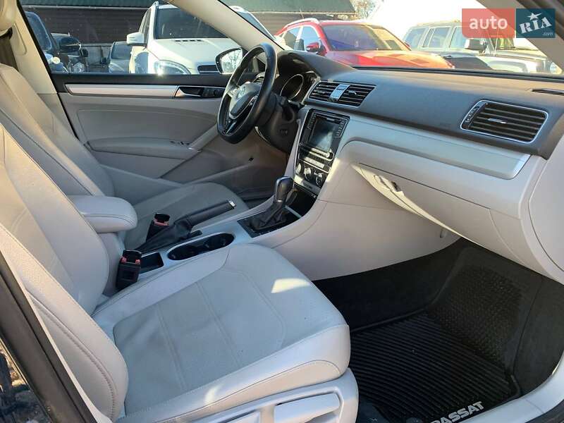 Седан Volkswagen Passat 2018 в Коломиї