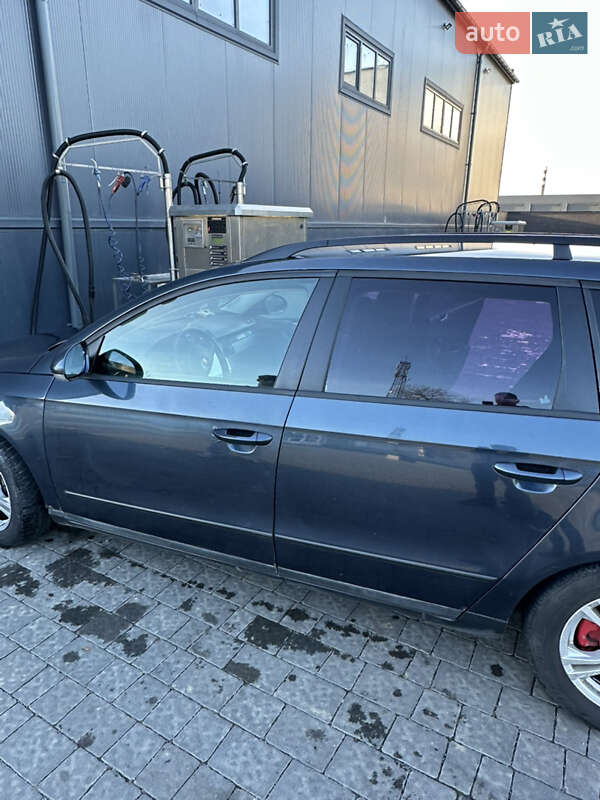 Универсал Volkswagen Passat 2006 в Ужгороде
