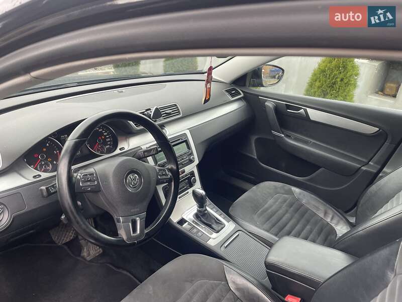 Универсал Volkswagen Passat 2011 в Луцке фото 6 Универсал Volkswagen Passat 2011 в Луцке