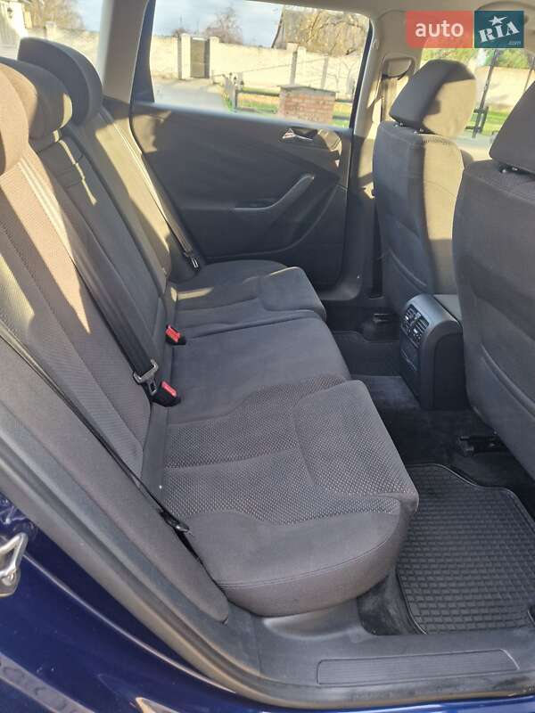 Универсал Volkswagen Passat 2006 в Луцке фото 9 Универсал Volkswagen Passat 2006 в Луцке