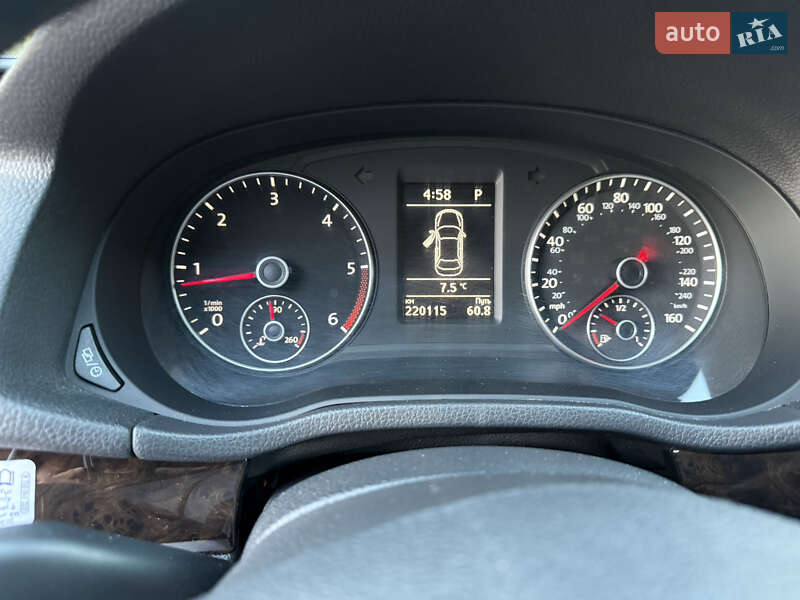 Седан Volkswagen Passat 2015 в Тернополі