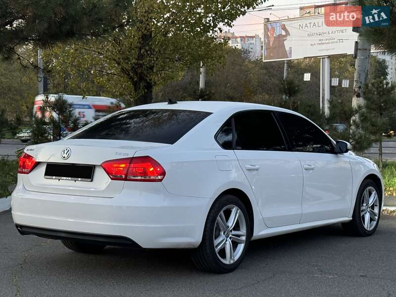 Седан Volkswagen Passat 2014 в Одесі фото 12 Седан Volkswagen Passat 2014 в Одесі