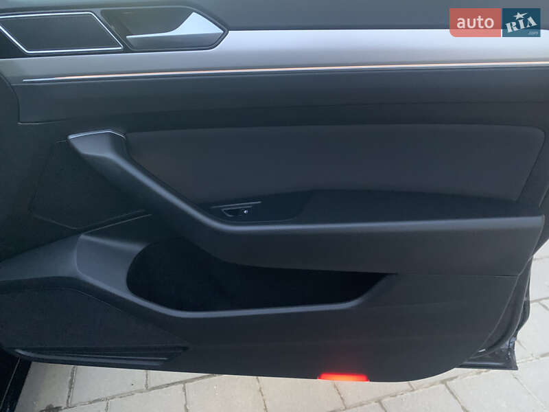 Універсал Volkswagen Passat 2019 в Стрию фото 19 Універсал Volkswagen Passat 2019 в Стрию