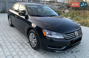 Седан Volkswagen Passat 2014 в Трускавці