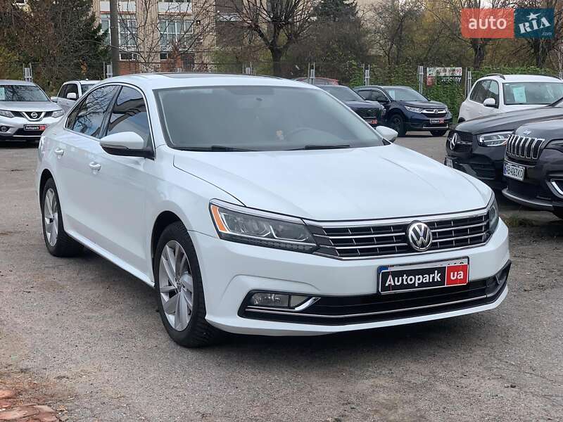 Седан Volkswagen Passat 2018 в Виннице