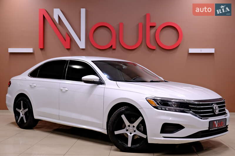 Седан Volkswagen Passat 2020 в Одессе