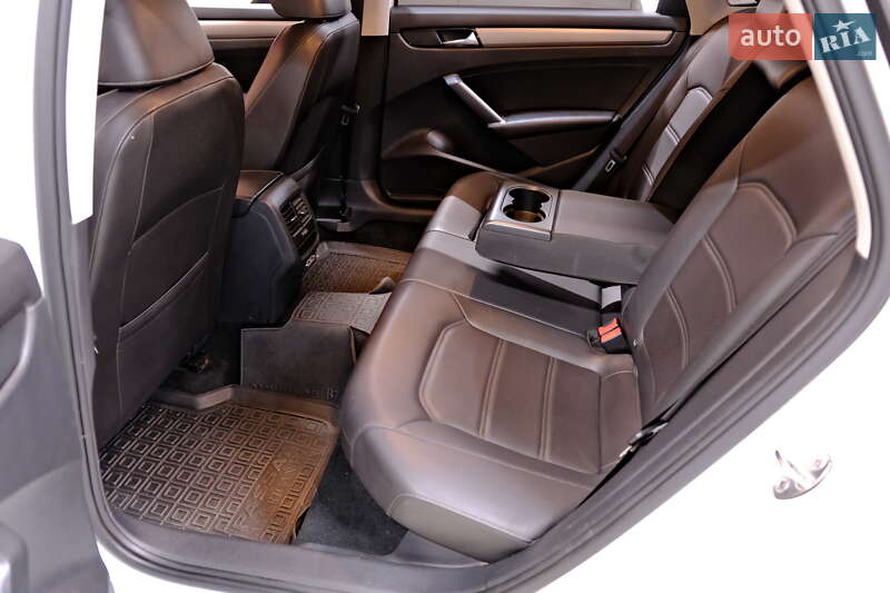 Седан Volkswagen Passat 2020 в Одессе