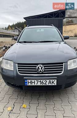 Універсал Volkswagen Passat 2002 в Ірпені