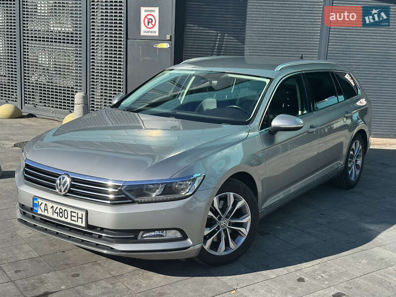Універсал Volkswagen Passat 2016 в Києві