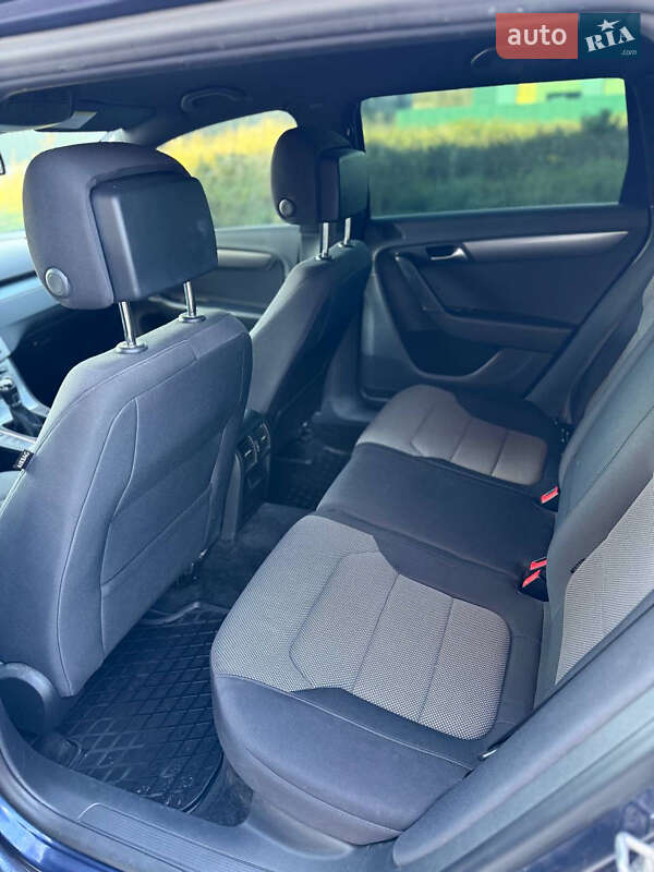 Универсал Volkswagen Passat 2013 в Тернополе фото 24 Универсал Volkswagen Passat 2013 в Тернополе