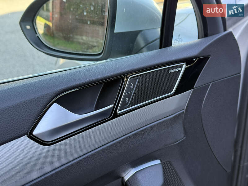 Универсал Volkswagen Passat 2018 в Дубно