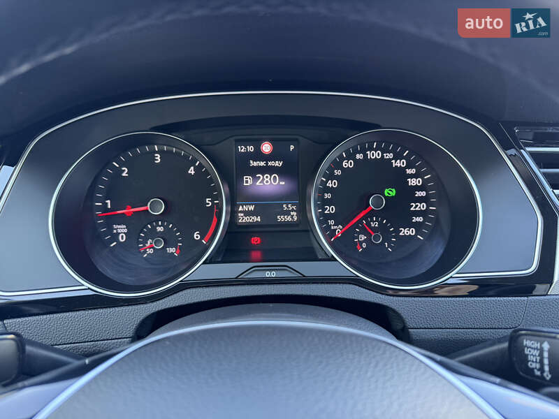 Универсал Volkswagen Passat 2018 в Дубно