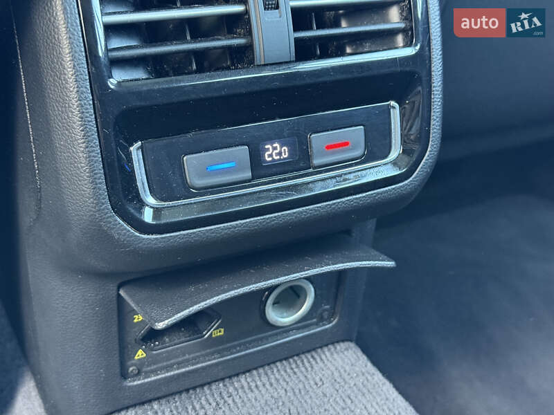 Универсал Volkswagen Passat 2018 в Дубно