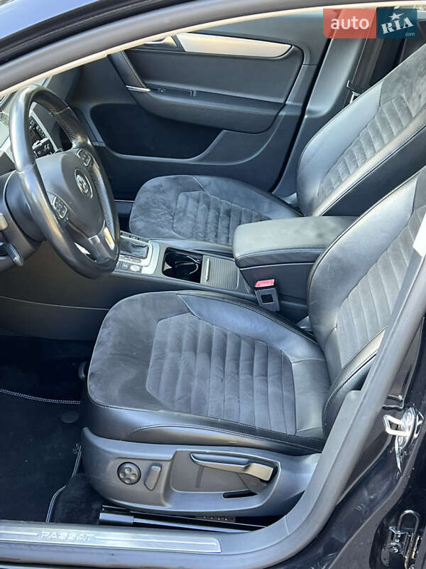 Седан Volkswagen Passat 2012 в Луцке фото 32 Седан Volkswagen Passat 2012 в Луцке