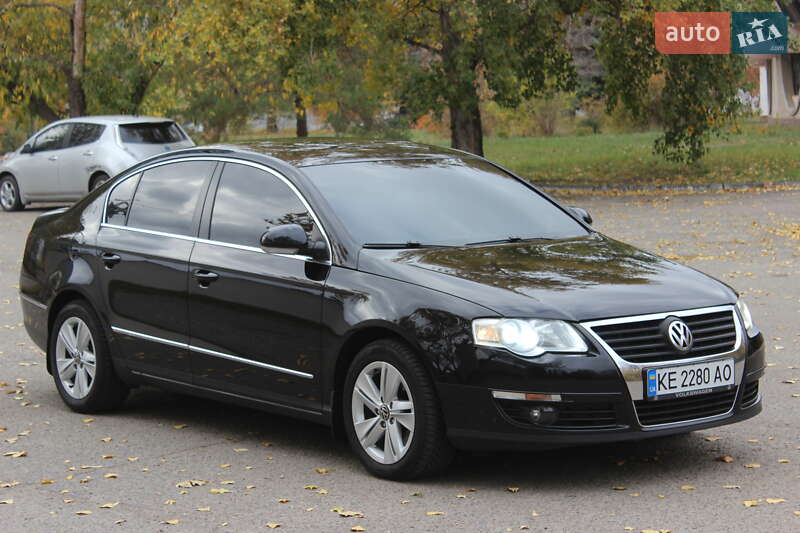 Седан Volkswagen Passat 2009 в Днепре