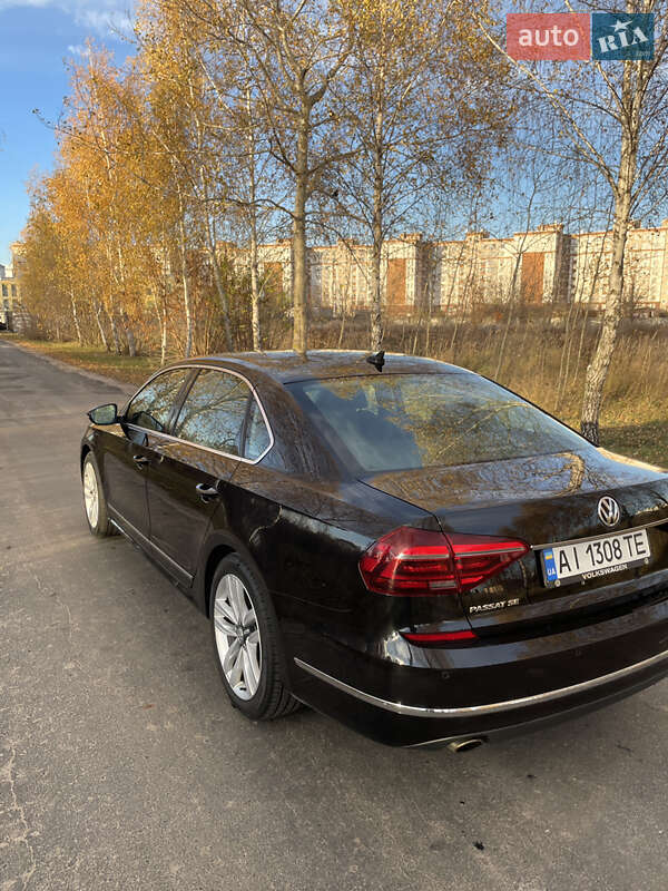 Седан Volkswagen Passat 2017 в Києві
