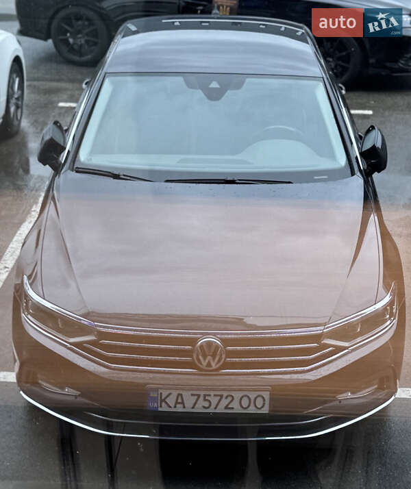 Седан Volkswagen Passat 2020 в Києві