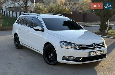 Універсал Volkswagen Passat 2013 в Вишнівці