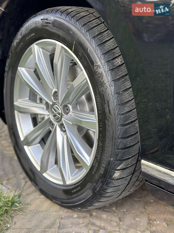 Универсал Volkswagen Passat 2019 в Стрые фото 143 Универсал Volkswagen Passat 2019 в Стрые