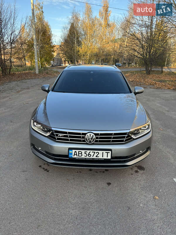 Универсал Volkswagen Passat 2015 в Житомире фото 9 Универсал Volkswagen Passat 2015 в Житомире