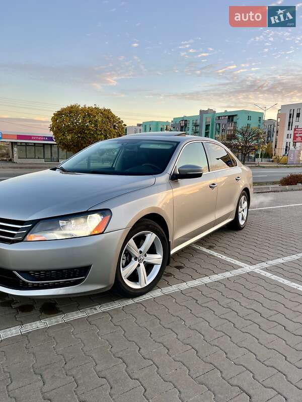 Седан Volkswagen Passat 2012 в Софиевской Борщаговке