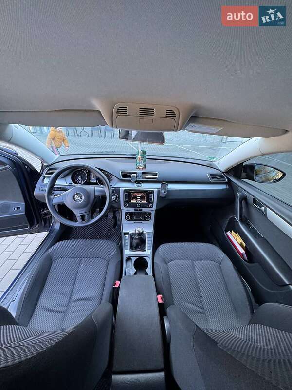 Универсал Volkswagen Passat 2010 в Ровно фото 10 Универсал Volkswagen Passat 2010 в Ровно