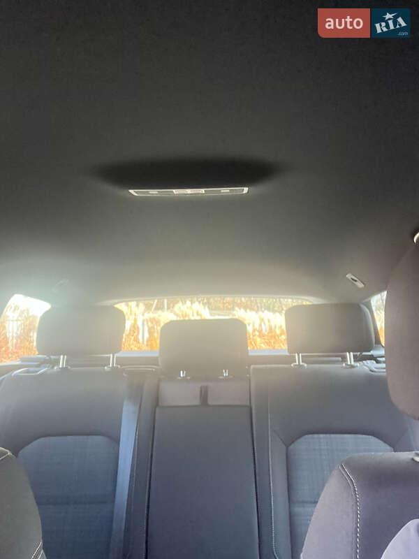 Универсал Volkswagen Passat 2022 в Луцке фото 77 Универсал Volkswagen Passat 2022 в Луцке