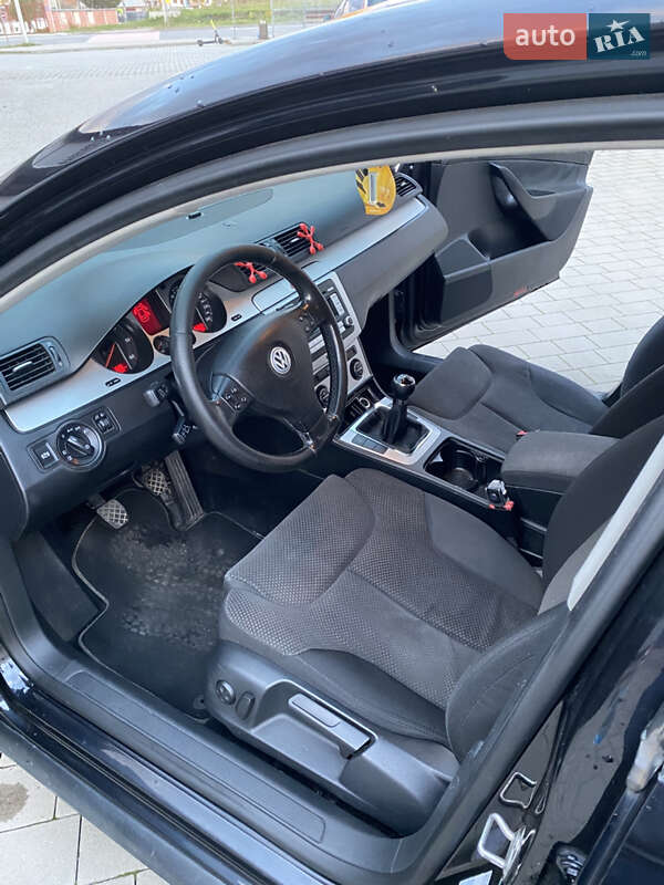Универсал Volkswagen Passat 2008 в Ивано-Франковске