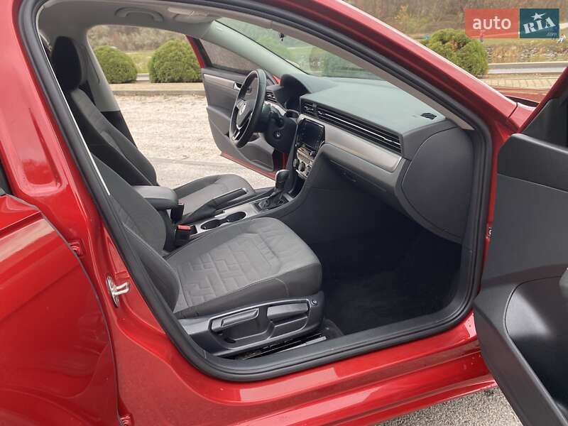 Седан Volkswagen Passat 2021 в Днепре фото 22 Седан Volkswagen Passat 2021 в Днепре