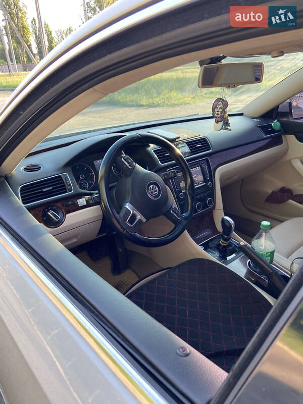 Седан Volkswagen Passat 2013 в Кривом Роге фото 14 Седан Volkswagen Passat 2013 в Кривом Роге