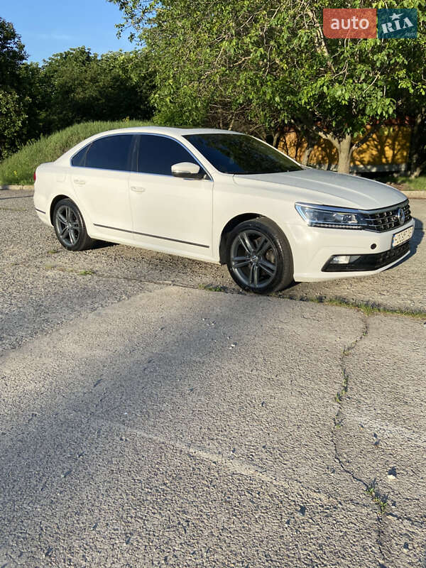 Седан Volkswagen Passat 2013 в Кривом Роге фото 16 Седан Volkswagen Passat 2013 в Кривом Роге