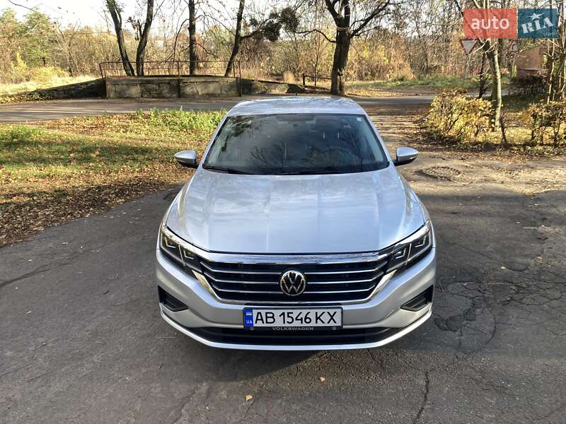 Седан Volkswagen Passat 2020 в Виннице