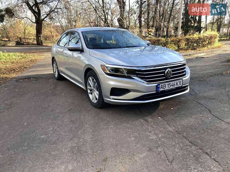 Седан Volkswagen Passat 2020 в Виннице