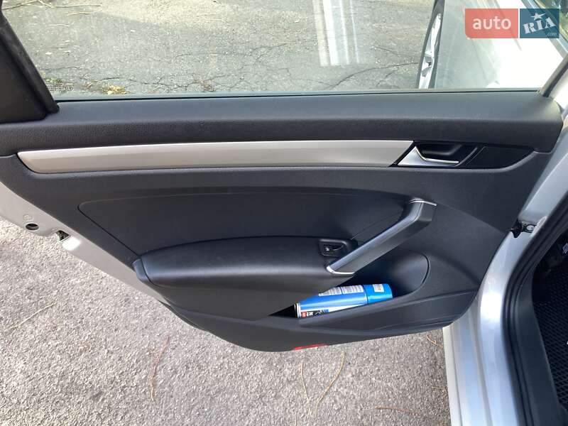 Седан Volkswagen Passat 2020 в Виннице