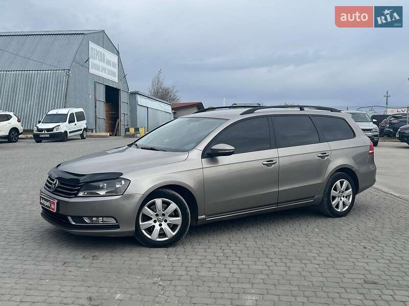 Універсал Volkswagen Passat 2013 в Львові