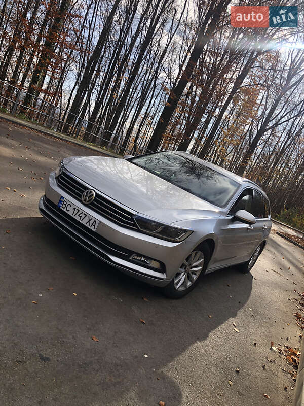 Универсал Volkswagen Passat 2015 в Стрые